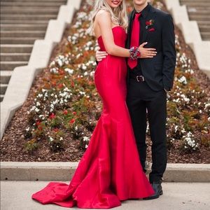 Sherri Hill Prom Dress